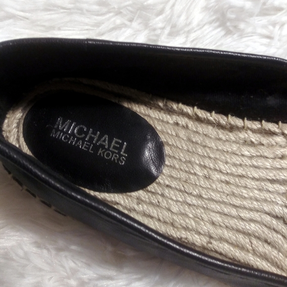 Michael Kors MK Black Leather Espadrille Flats Wom - Picture 2 of 4